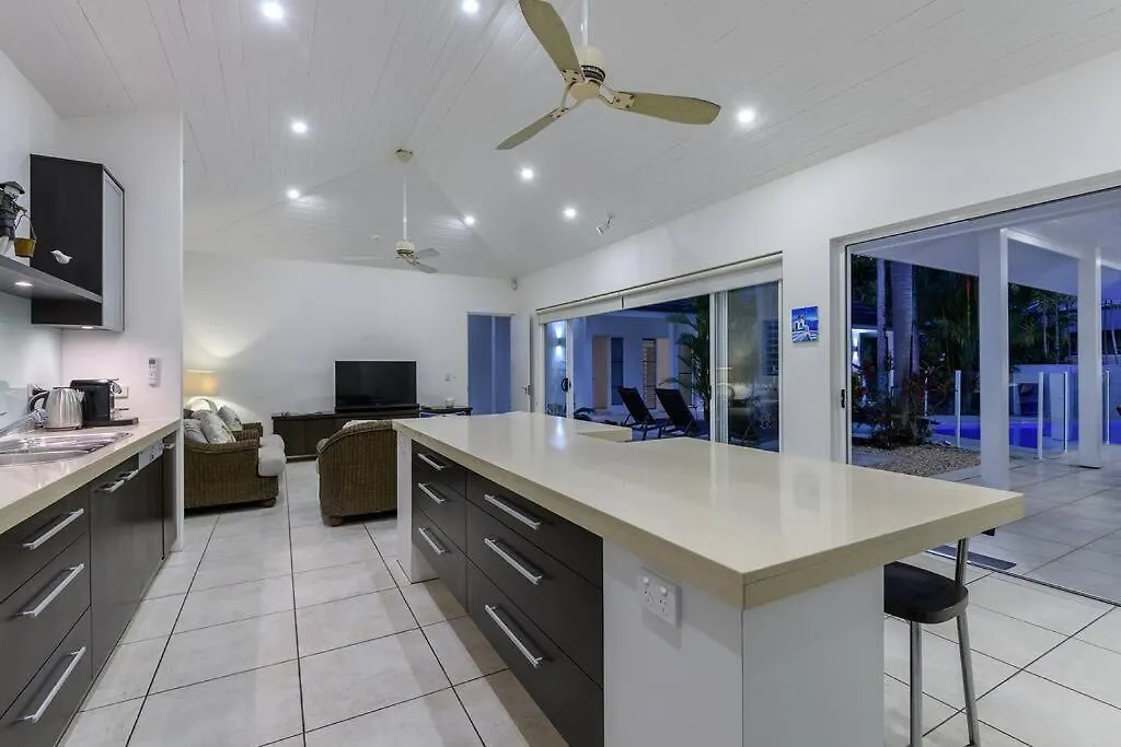 Syreon - 3 Bedroom House Close To The Beach Port Douglas 0*,